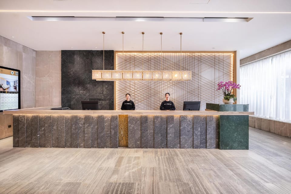 Atour X Hotel Kunming South Asia Style The First City Dianchi Road Hotel in China