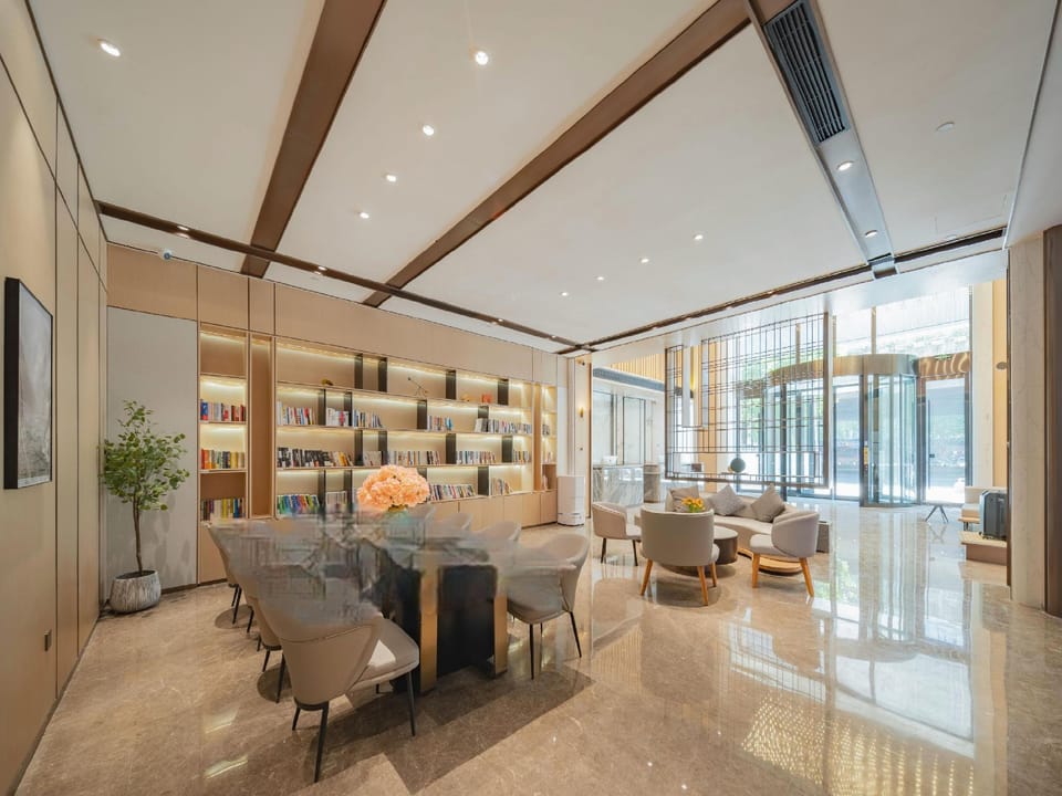 Atour Hotel Hefei Changjiang West Road Science Avenue Metro Station Hotel in Jiangsu