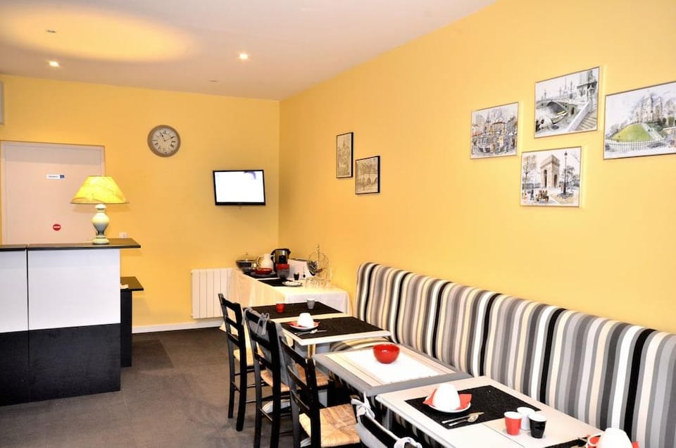 Hotel de la Villa Biron Hotel in Saint-Denis, France