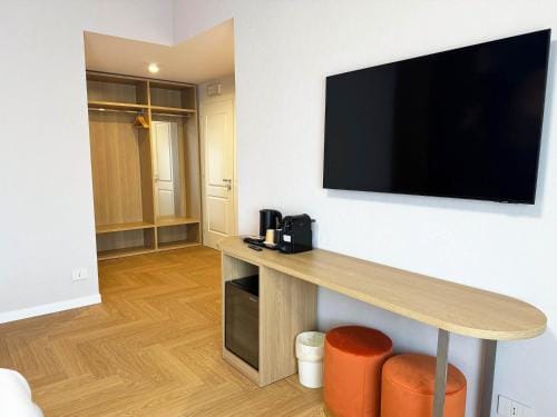 Bloom Comfort Rooms Hotel in Rome