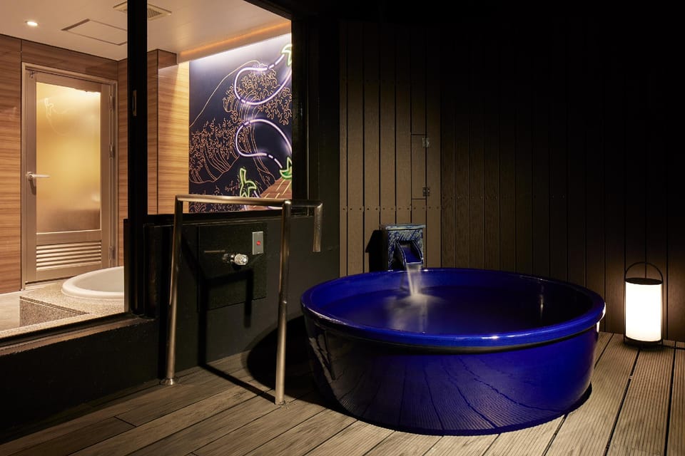 Open air bath