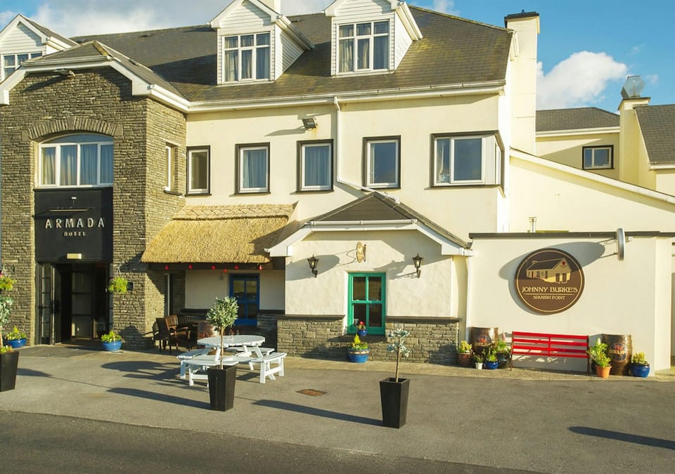 Armada Hotel Hotel in County Clare