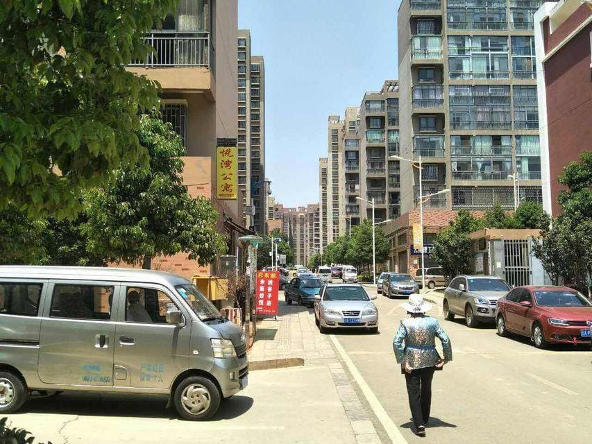 Kunming Yuewan Serviced Apartment Hotel in China