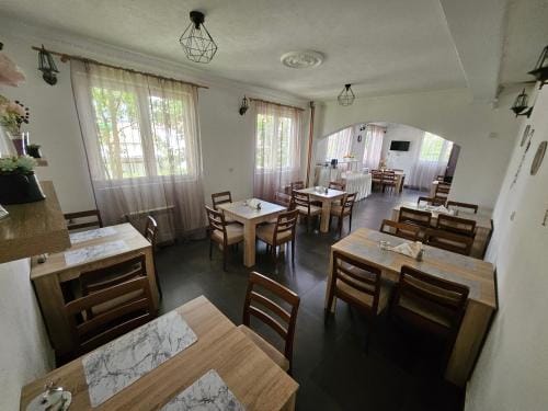Bed and Breakfast M Jasmin Motel in Sarajevo