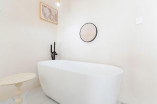 Youran Cinema Apartment (Lecai City Branch) Hotel in Jiangsu