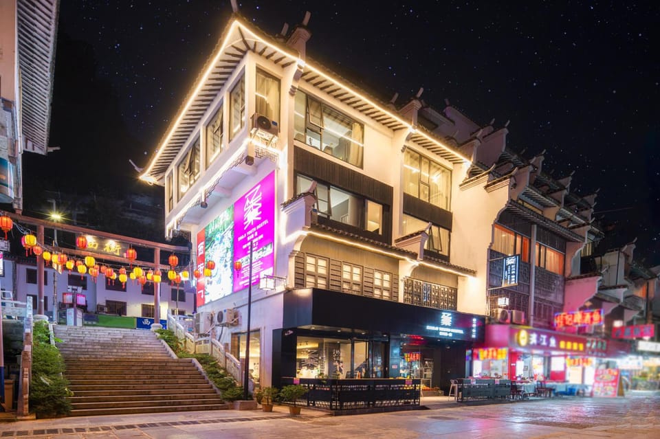 Yangshuo Emoji Youth Hostel Hotel in China