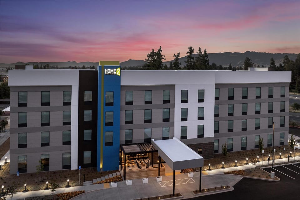 Home2 Suites by Hilton Rohnert Park Sonoma County Hotel in Rohnert Park