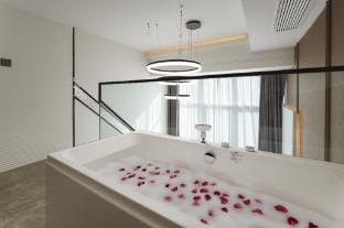 City Light Hotel (Lianshui Jinling International Plaza Branch) Hotel in Jiangsu