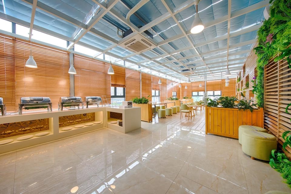 Lavande Hotel South Kunshan High-Speed Raiway Station Renmin Road Hotel in Shanghai