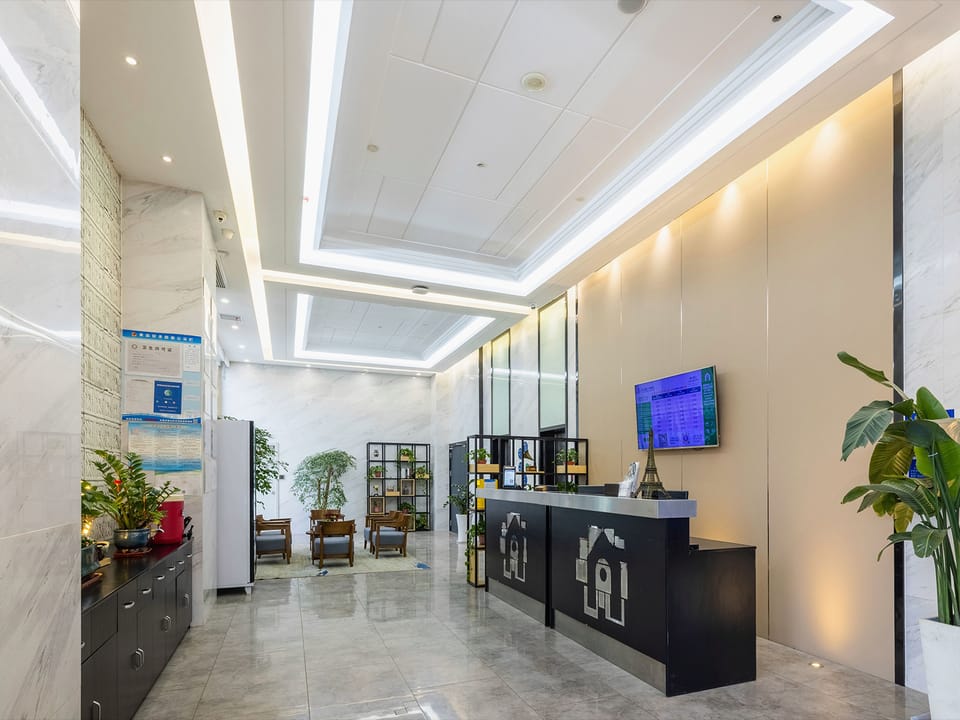 Campanile Hotel Wuxi Huishan Qianqiao Metro Station Hotel in Suzhou