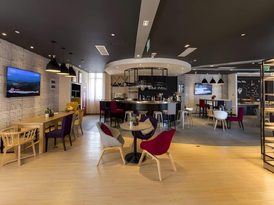 Campanile Hotel Huzhou Taihu Lake Resort Hotel in Suzhou
