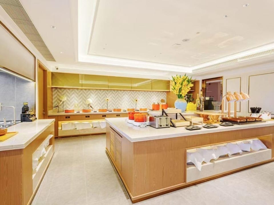 Vienna Hotel (Hangzhou Xiasha Yintai Branch) Hotel in Hangzhou