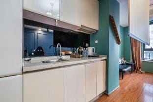 White Tea Serenity Apartment (Qifeng Street Branch) Hotel in Zhejiang