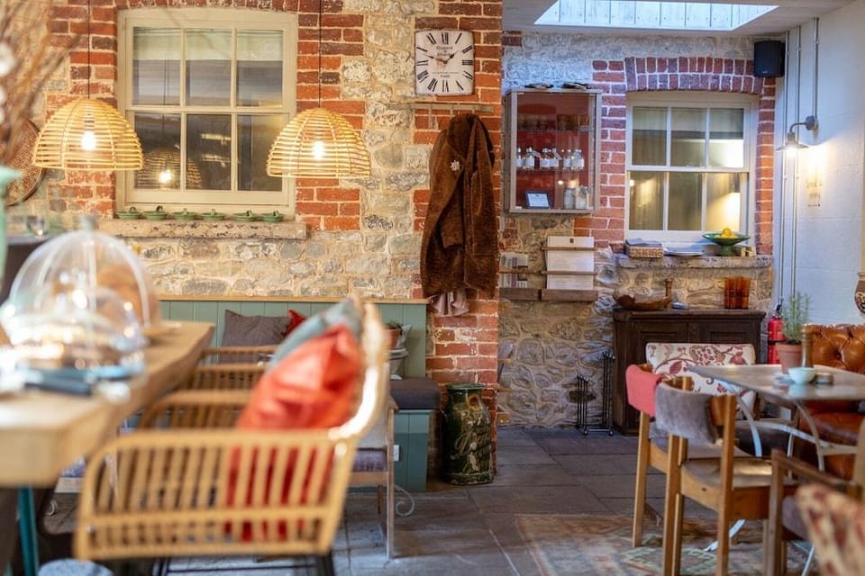 Black Horse Hotel in Horsham District
