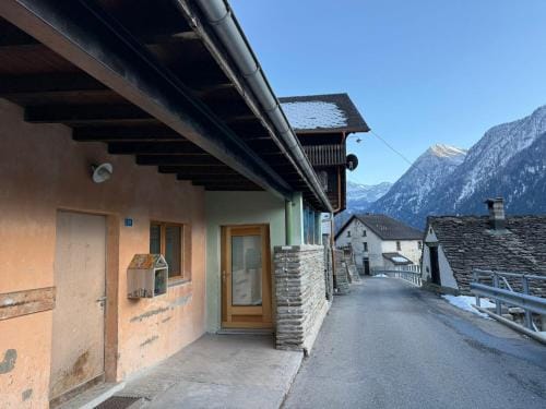 Bed&Cheese Deggio Hotel in Canton of Ticino