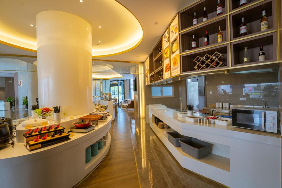 Baolong Homelike Hotel Shanghai - Ma An Shan Branch Hotel in Nanjing