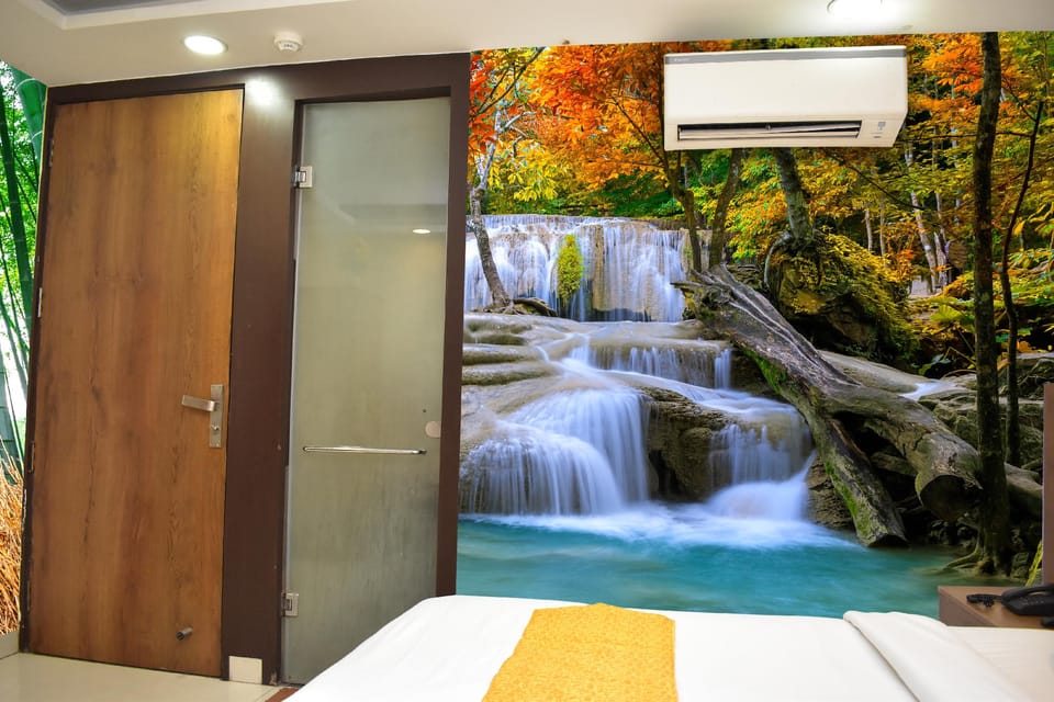 BH Hotels Tripper Near IGI Airport Hotel in New Delhi