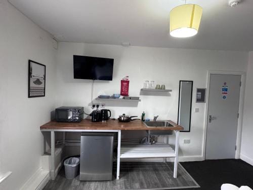 Newstead En-suite Studios Hotel in Nottingham