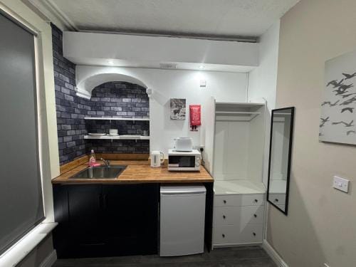Newstead En-suite Studios Hotel in Nottingham
