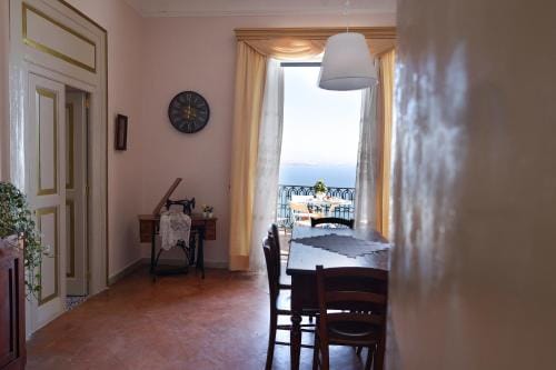 La Tua Terrazza in Costiera Hotel in Campania