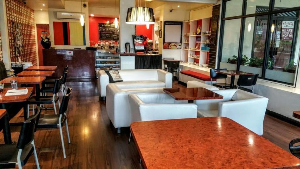 Eclipse Suite Guest Apartments Hotel in Kingston