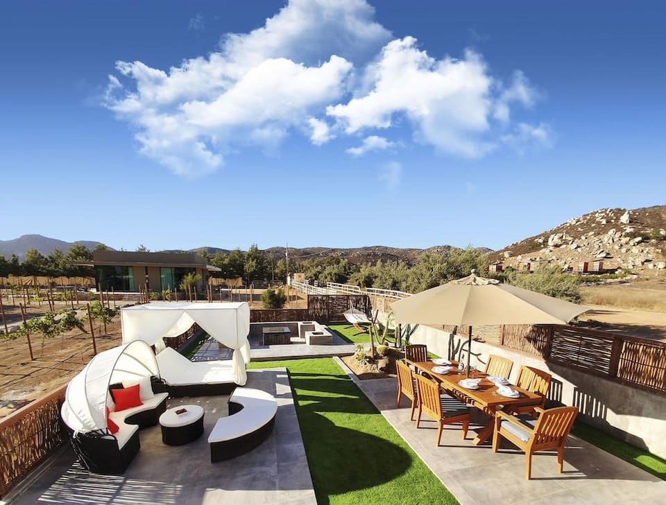 Entre Viñedos Hotel in State of Baja California