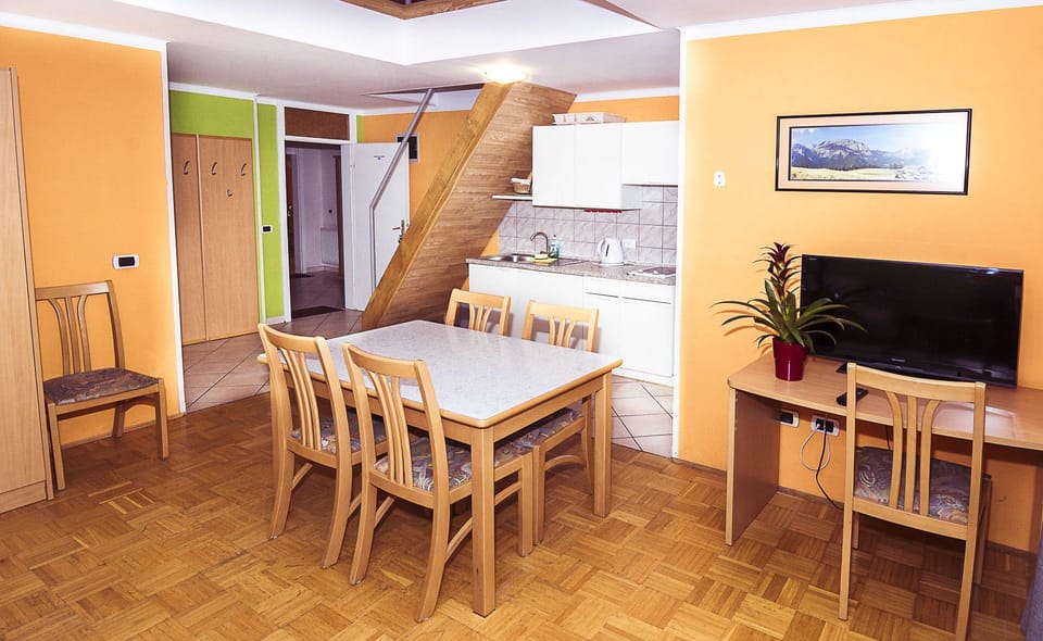 Apartmaji Skok Hotel in Bovec