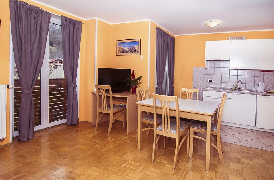 Apartmaji Skok Hotel in Bovec