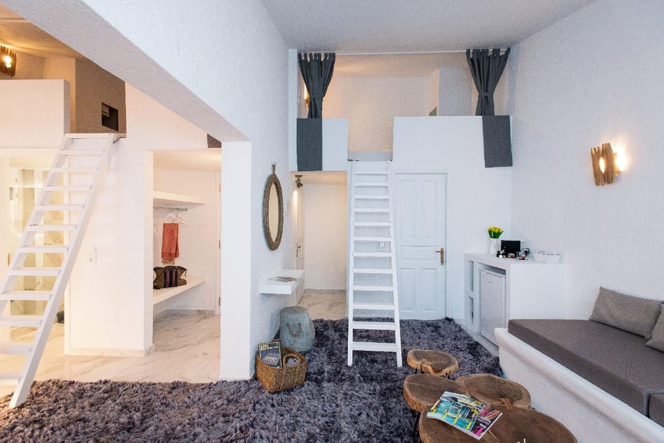 Blue Mountain Guesthouse Arachova Hotel in Greece