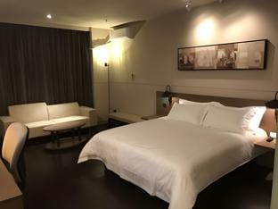 Jinjiang Inn Select Shangyu Wanda Plaza Shaoxing East Station Hotel in Zhejiang