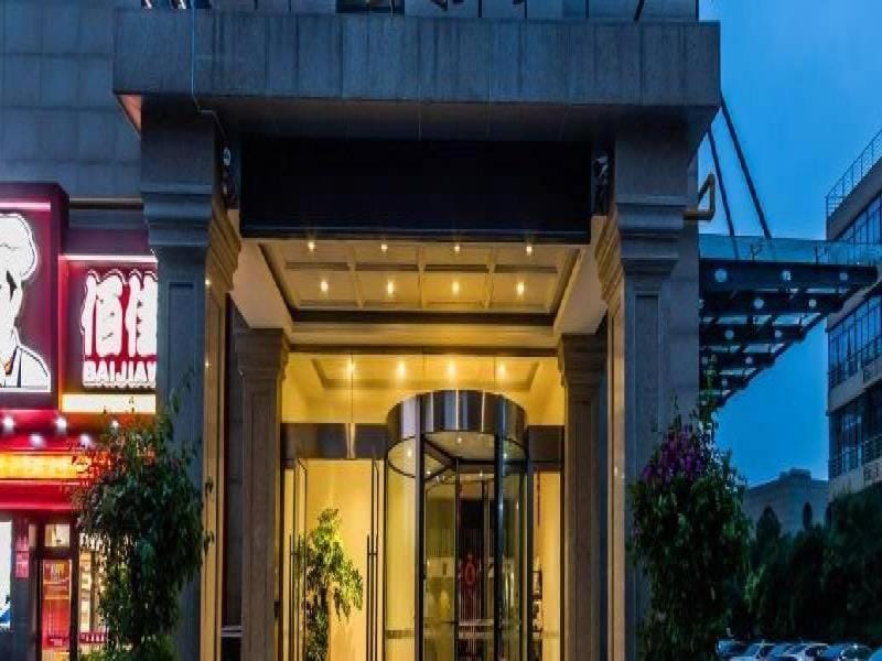 Jinjiang Inn Select Hangzhou Binjiang University City Puyan Metro Station Hotel in Hangzhou