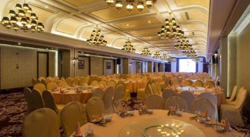 Jinjiang Metropolo Shanghai Minhang Hotel in Shanghai