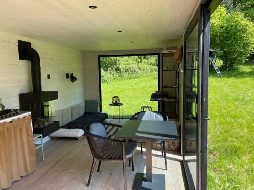 Time-Out Cabin Lodge in Zottegem