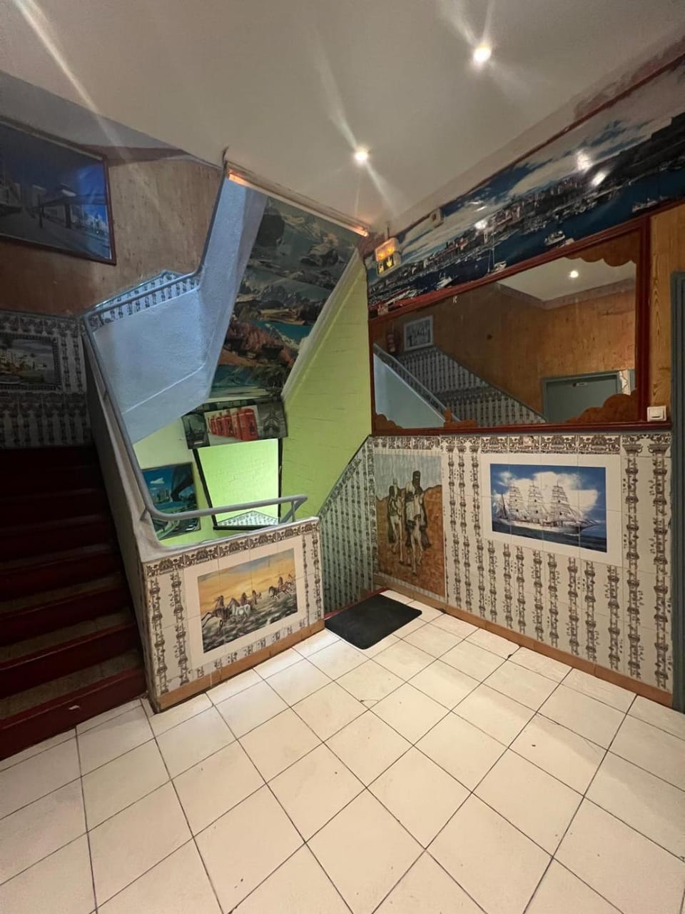 Hotel THEFFA Hotel in Marseille