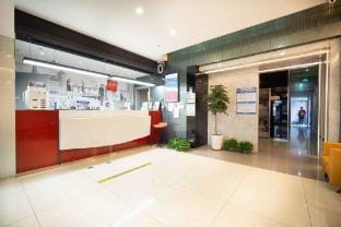 Yaxin E-sports Hotel (Shanghai Jiading Jinsha Road Branch) Hotel in Shanghai