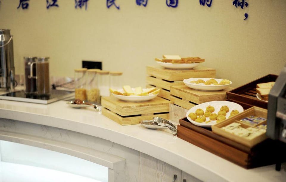 Metropolo Hotel Kunshan Jinying International Kun Opera Theater Hotel in Shanghai