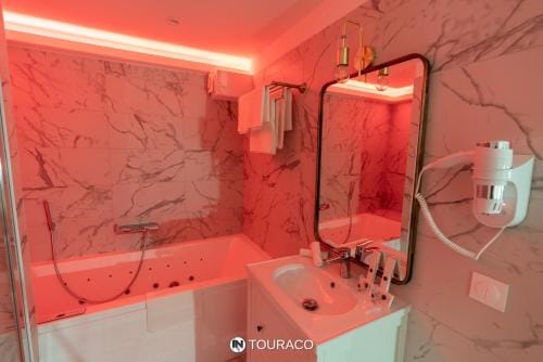 Touraco Hotel in Auvergne-Rhône-Alpes