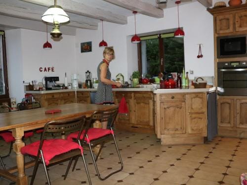 Sejour de charme au cœur de la campagne meusienne - FR-1-585-152 Hotel in Vosges