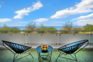 Vouliagmeni Kavouri Beachfront Apartment Hotel in Vouliagmeni