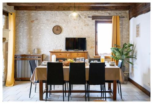 Le Verger de Chenou Hotel in Île-de-France