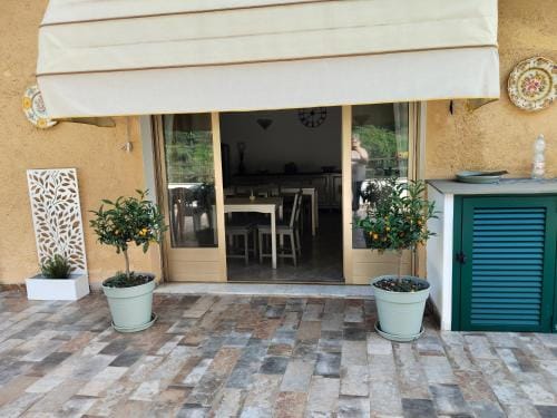Casa Glicine Hotel in Finale Ligure