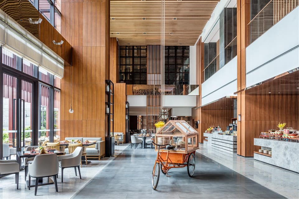 Cordis Dongqian Lake Ningbo Hotel in Zhejiang