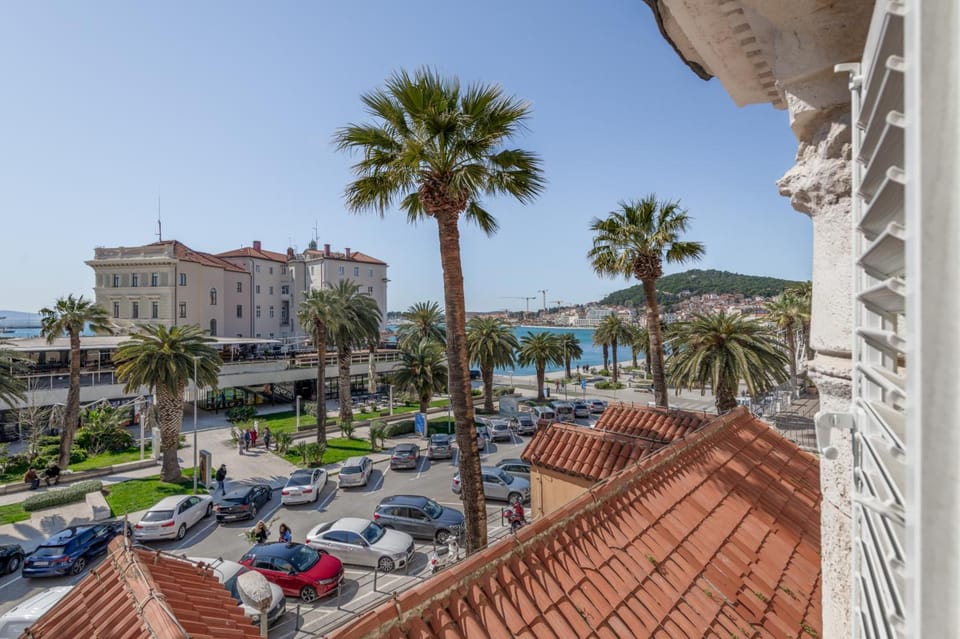 Grand Palace Luxury Retreat - Tale Of The Sea Hotel in Split