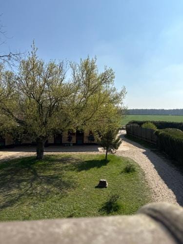 Chambre dans une Ecurie Hotel in Île-de-France