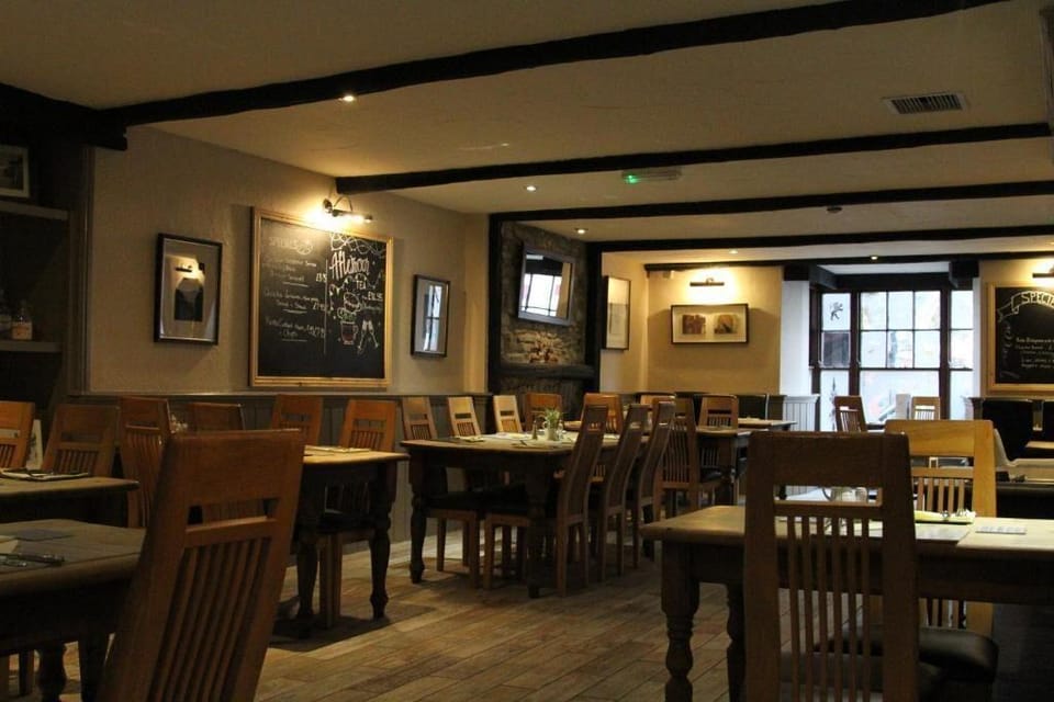 The Black Lion Royal Hotel Hotel in Wales