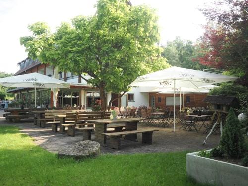 Landhotel Waldheim Hotel in Reutlingen