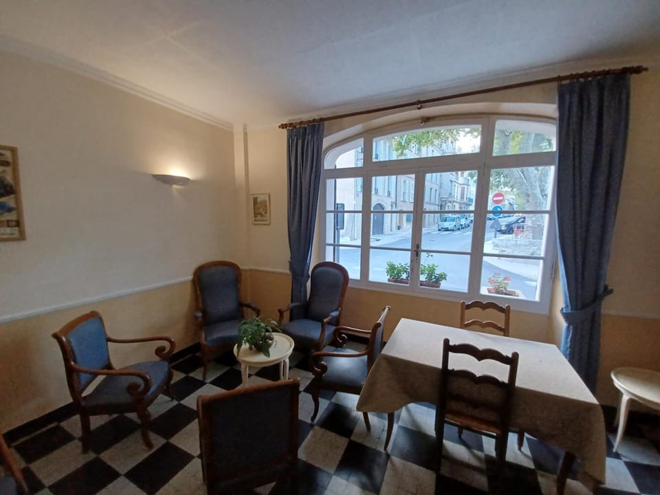 Logis Hotel du Pont d'Or Hotel in Barjols
