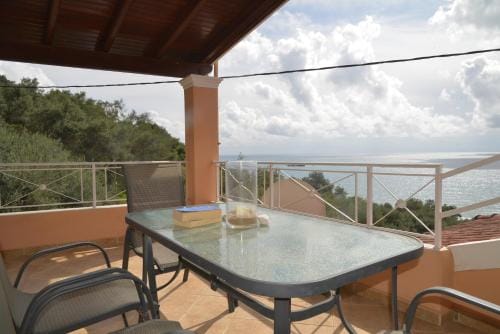 Tonia Apartments Kontogialos Hotel in Corfu, Greece