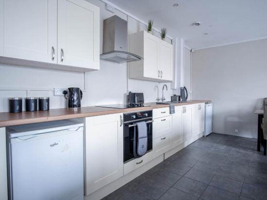 Meadow View - 1 Bedroom Cottage - Manorbier Hotel in Wales