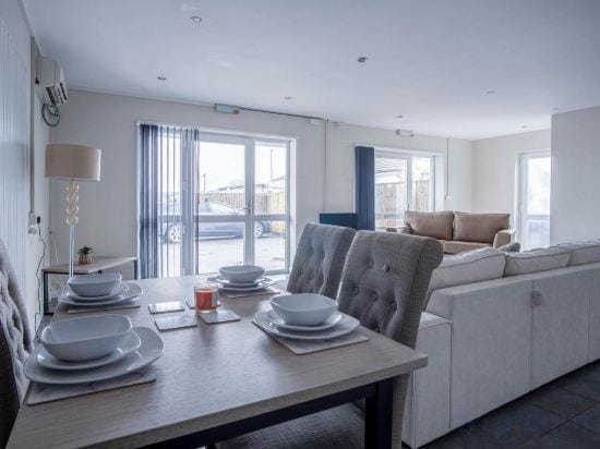Meadow View - 1 Bedroom Cottage - Manorbier Hotel in Wales